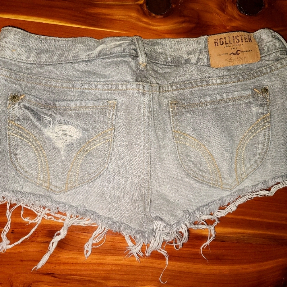 Hollister shorts